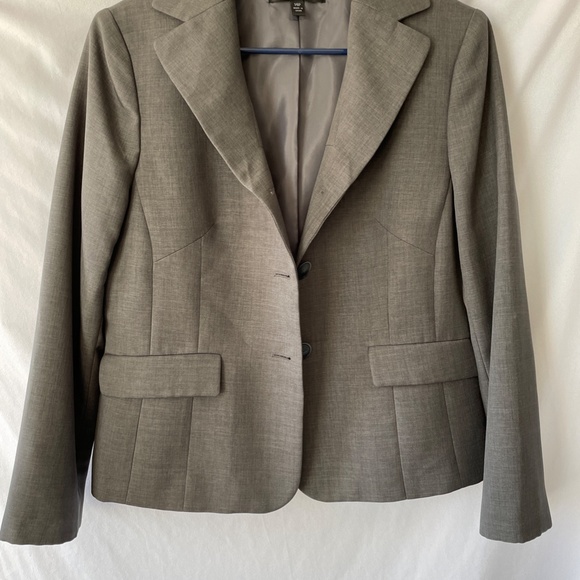 Two Piece Kasper Dress (sz 12) w/ Blazer (sz 14P) in Dark Grey - Picture 7 of 7